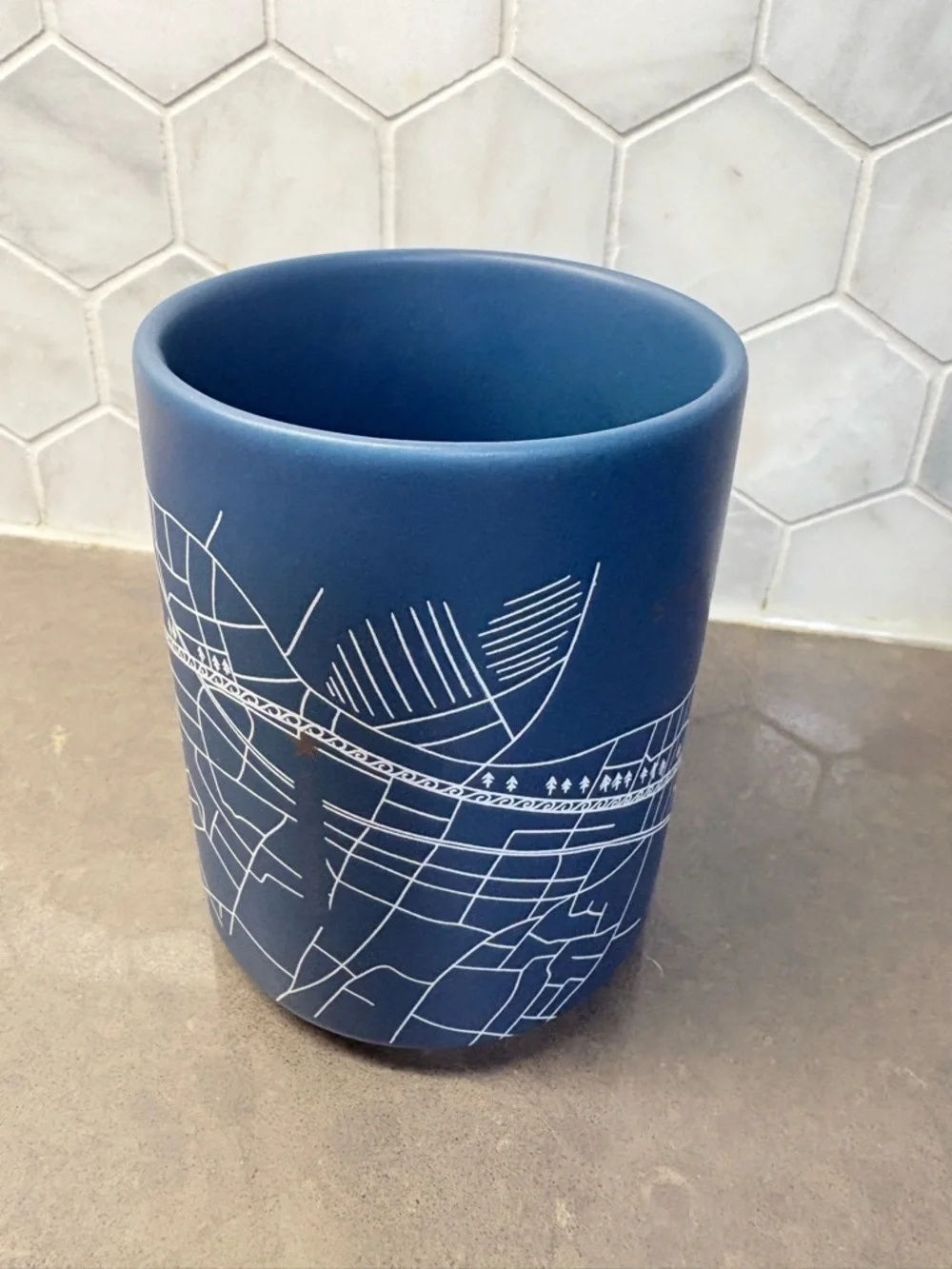 Rare Starbucks reserve Tokyo Coffee Mug - Picture 2 of 4